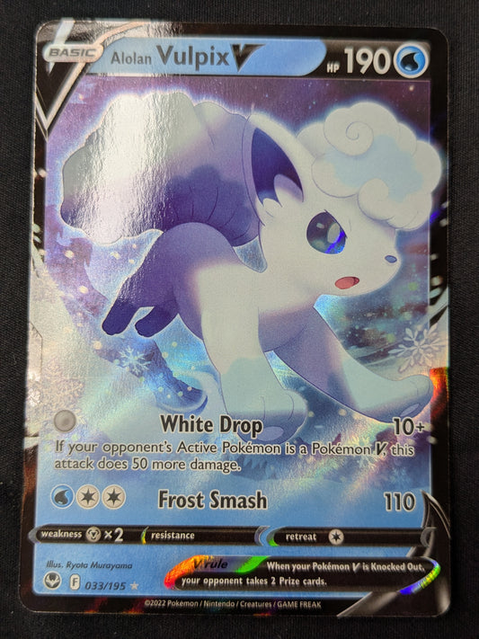 Alolan Vulpix V - 033/195 - SWSH12: Silver Tempest